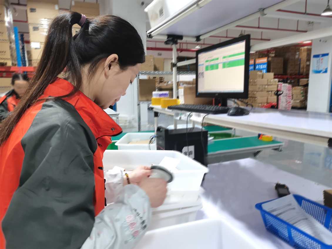 仓储物流行业多点开花，电商仓储托管成行业必需品